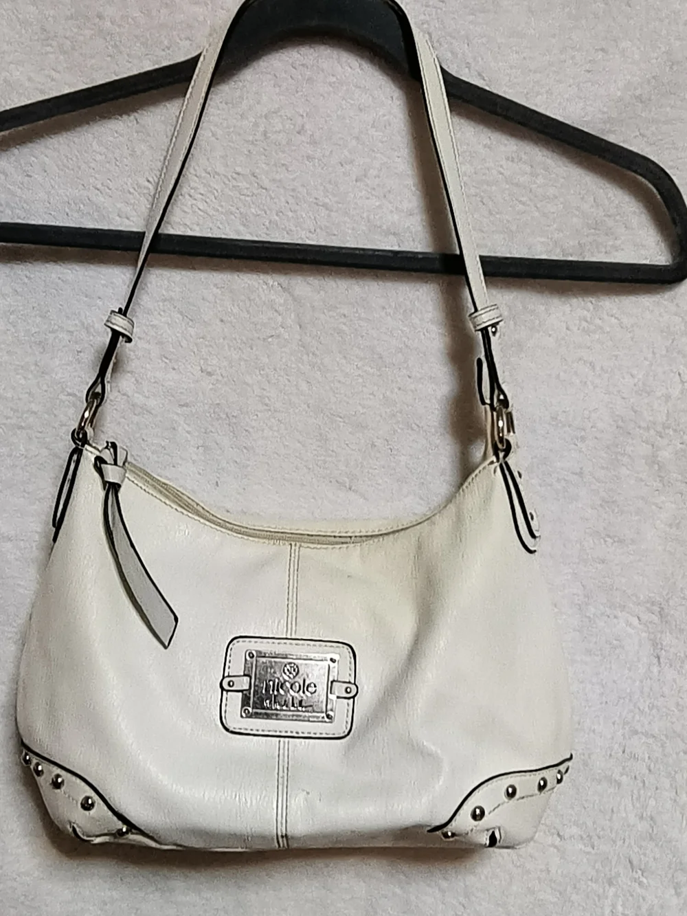 Nicole Lee White Leather Hobo Shoulder Bag with Metal Logo Plaque